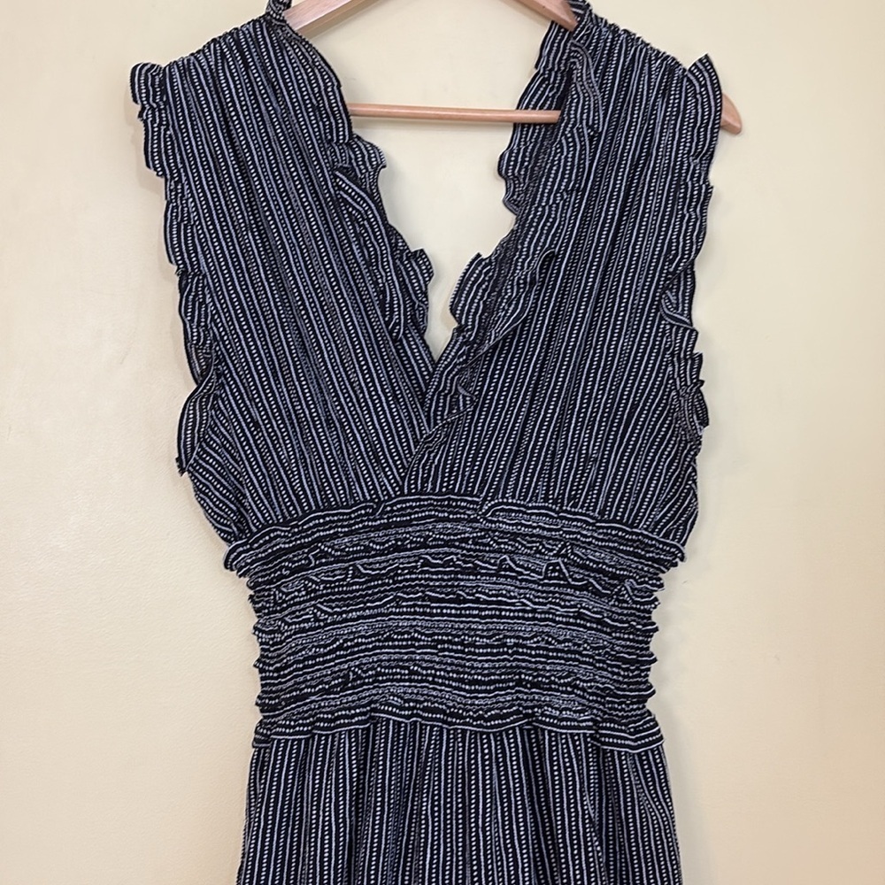Max Studio | Ruffled Deep V-neck Wide Smocked Elastic Waist Wide Leg Jumpsuit M - Picture 4 of 9